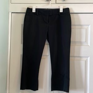 Very good condition, The Limited “Drew Fit” wide leg dress capris. Size 6